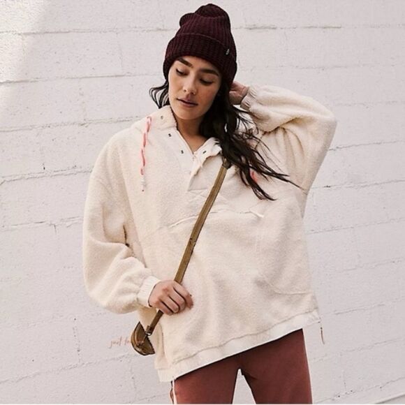 Free People FP Movement Fuzzy Was She Pullover Fleece in Brushed Sail - Picture 1 of 4